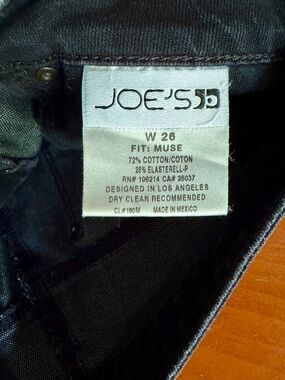 🖤👖Joes jeans black denim size 26 MUSE pre worn🖤👖